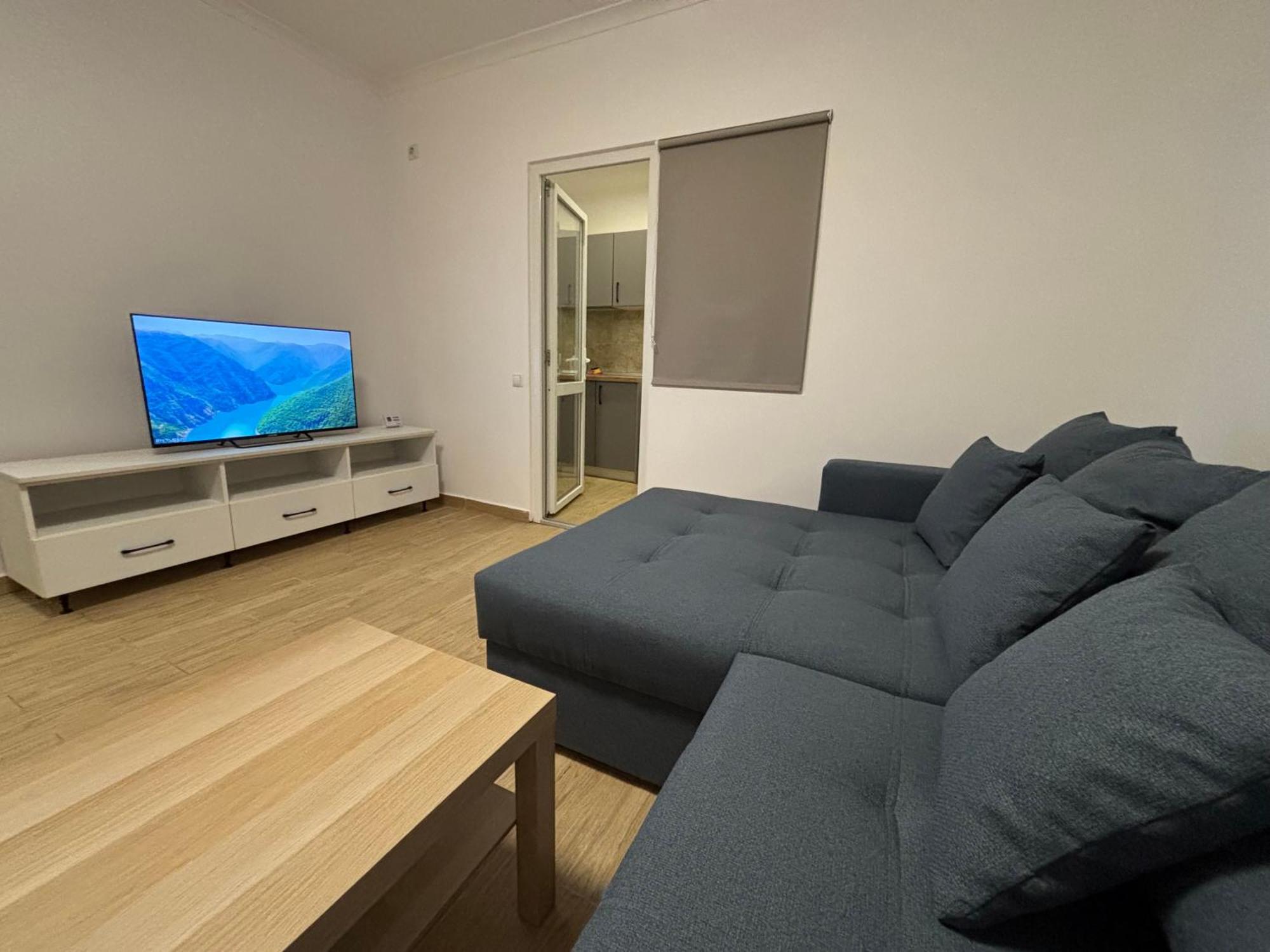 Militari Comfort Apartment Roşu Екстериор снимка